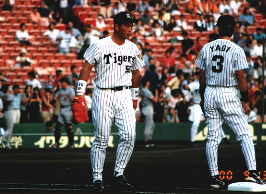 大豊泰昭と八木裕　2000年9月、阪神甲子園球場で